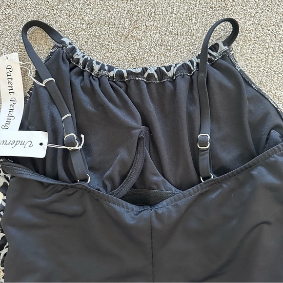 MagicSuit Magic Suit‎ Lisa Draped Ruched One-Piece Underwire Swimsuit 12 - Picture 4 of 6